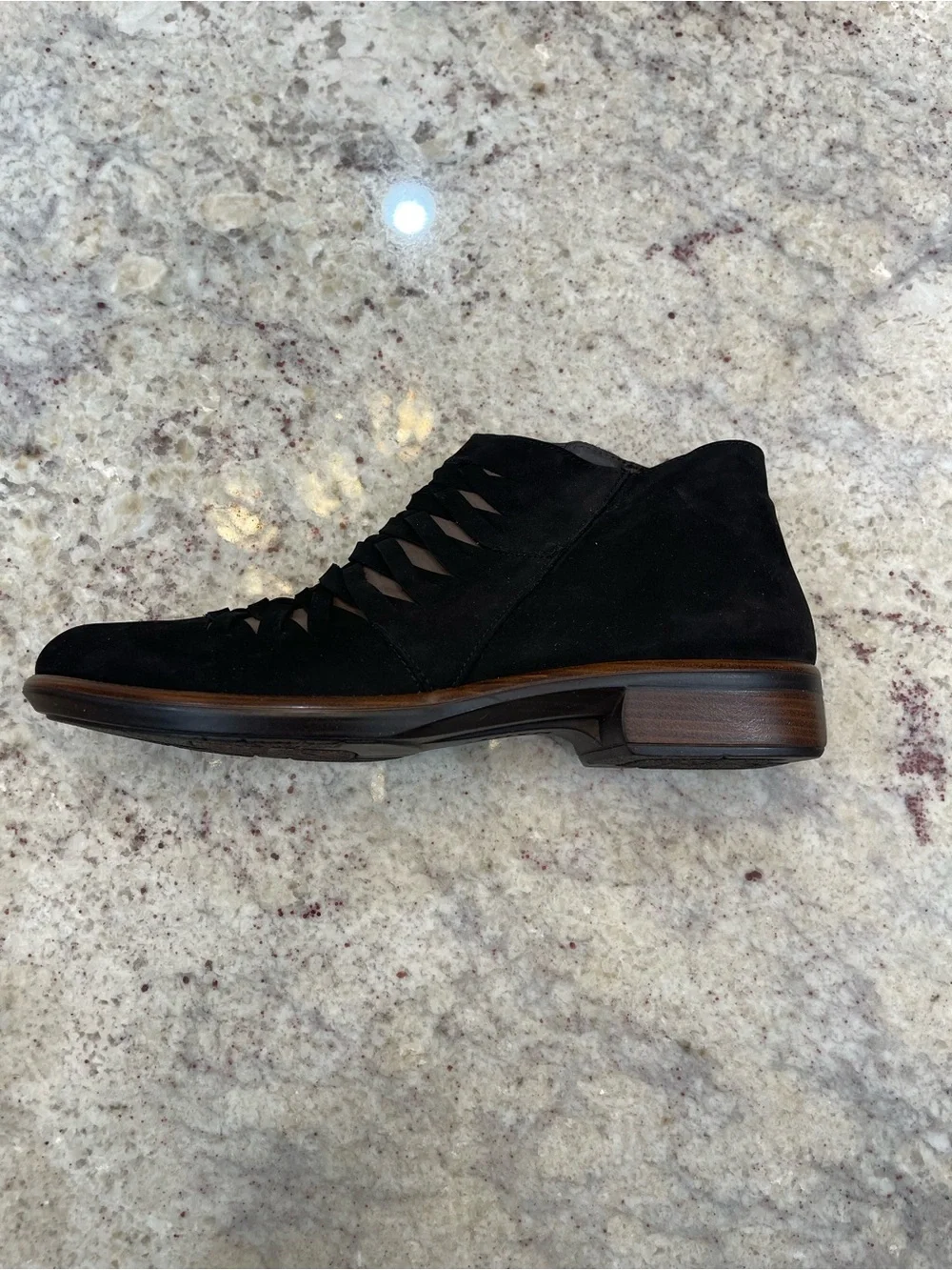 Naot Leveche Colorblock Ankle Boots Shiitake Nubuck Black Velvet Euro 42 US 11